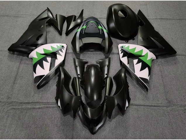 04-05 Matte Black and Green ZX10R Fairings