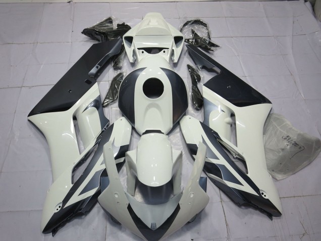 04-05 White and Silver CBR1000RR Fairings