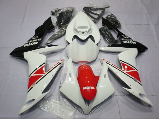 04-06 Oem Style Red and White R1 Fairings