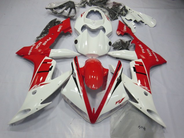 04-06 White and Blue Design R1 Fairings