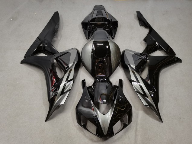 06-07 Gloss Black w grey CBR1000RR Fairings