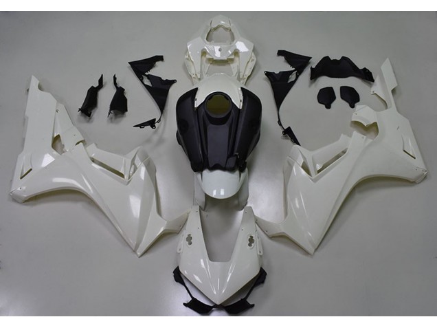 17-23 Pearl White Plain CBR1000RR Fairings